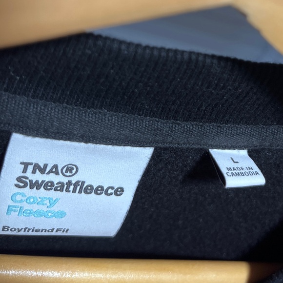 TNA Black Crew Neck Long Sleeve Sweatshirt - Picture 6 of 10